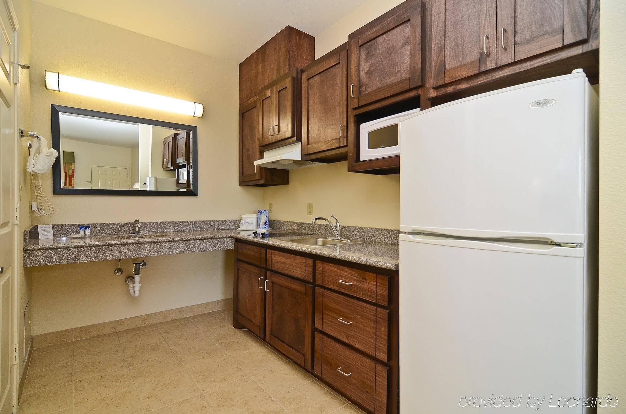 Americas Best Value Inn&Suites Tomball Extérieur photo